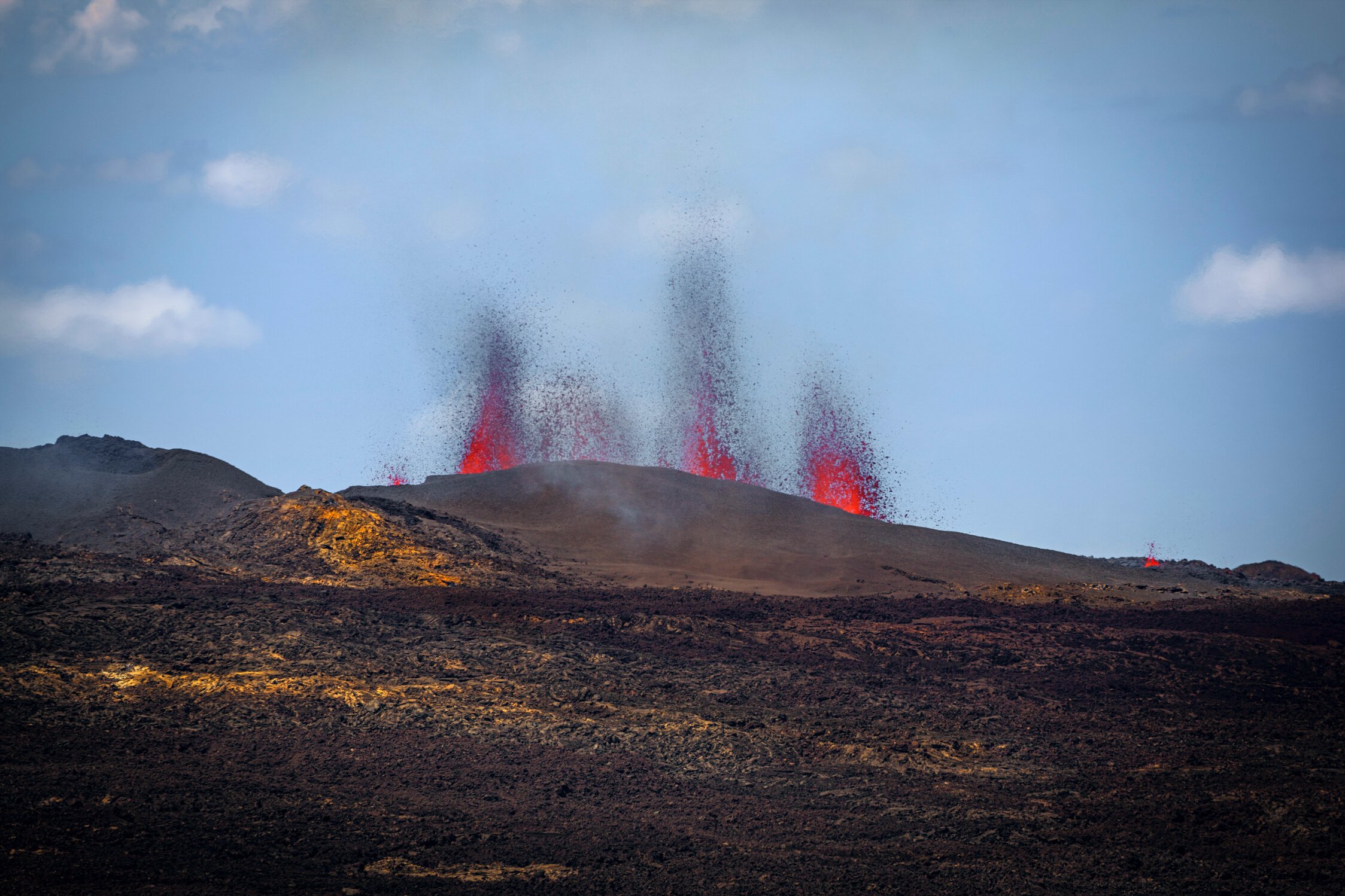 volcano eruption, reunion island